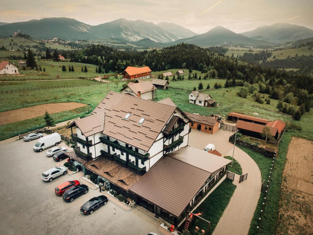 Popasul Transilvania Piatra Fantanele Εξωτερικό φωτογραφία